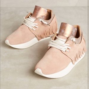 Esse Ut Esse Fringe Sneakers ROSE GOLD